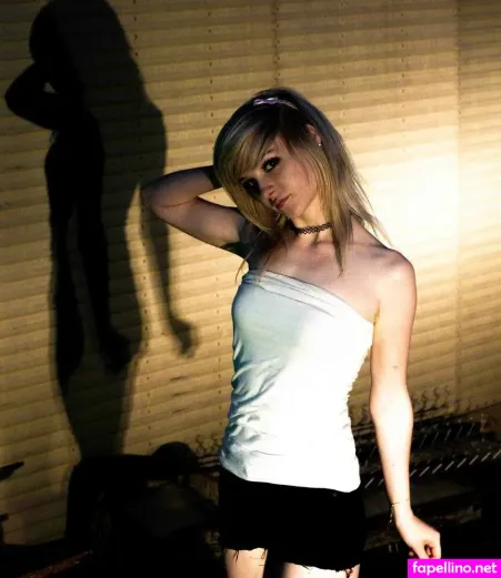 Shauna Dean Cokeland OnlyFans Thumbnail #IPOs1bKA4s