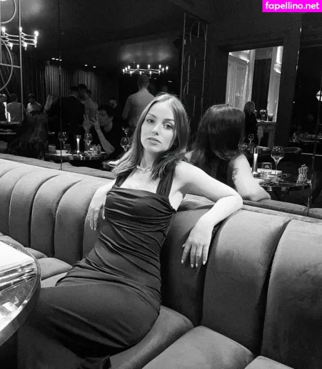 Shauna Dewit OnlyFans Thumbnail #OABdysUaK8