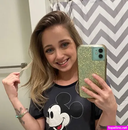 Shauna Rae Main Profile Photo