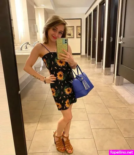 Shauna Rae OnlyFans Thumbnail #g5zeAnmBz0