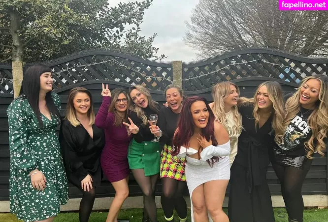 Shauni Rixon OnlyFans Thumbnail #609lgRNm0m