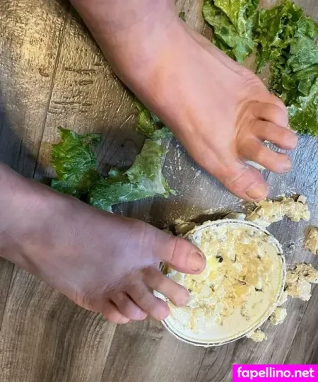 Shaved Mouse OnlyFans Thumbnail #KBeWCwzwas