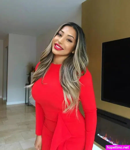 Shaweena OnlyFans Thumbnail #crIGYW8kNE