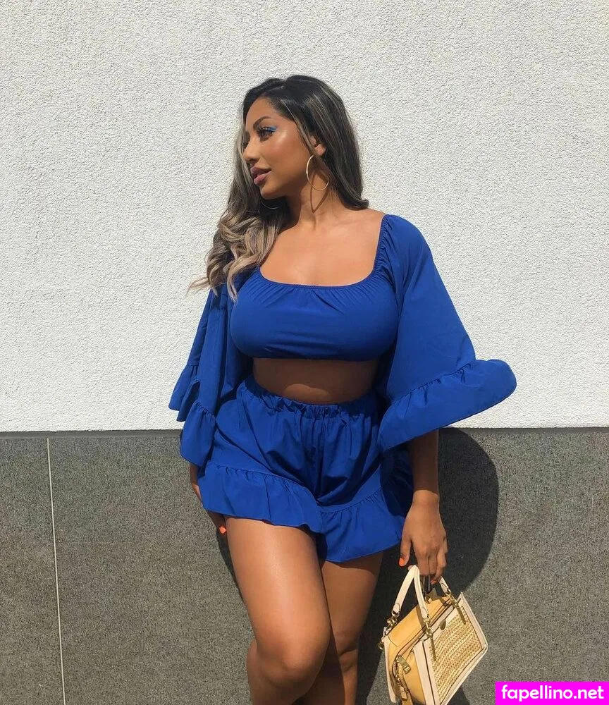 shaweena Nude Leaked OnlyFans Photo #jU3ZjZNsep