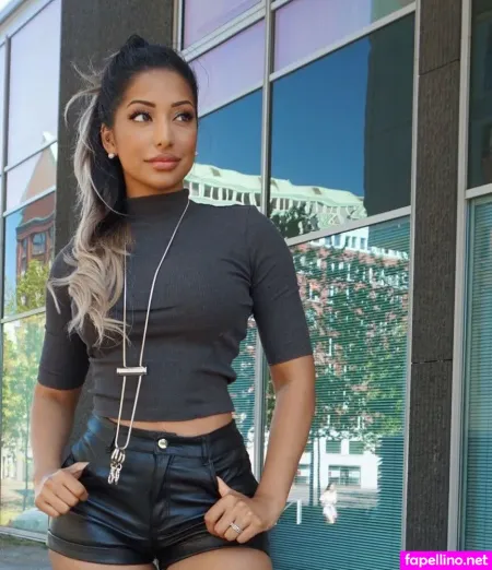 Shaweena OnlyFans Thumbnail #kUbYA6iAD4