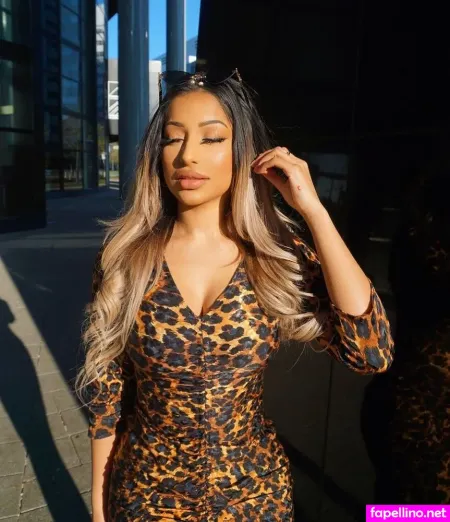 Shaweena OnlyFans Thumbnail #rVkUNGd6l8