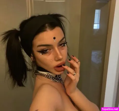 Shawtysuzi OnlyFans Thumbnail #sUEY1uUoW9