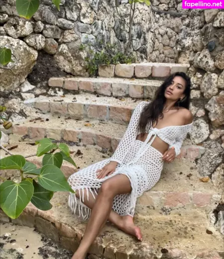 Shay Mitchell OnlyFans Thumbnail #mUdU1aZ27N