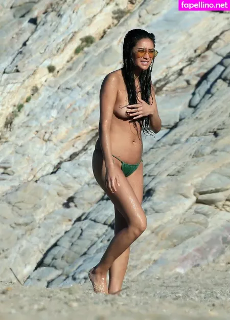 Shay Mitchell OnlyFans Thumbnail #rB6WBfKQMX