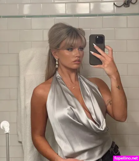 Shay Sullivann OnlyFans Thumbnail #JMoW6RFzzm