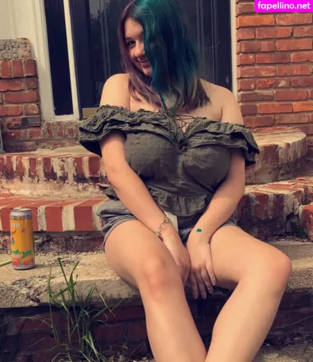 Shayla Ceccardi OnlyFans Thumbnail #EvzukieWlz