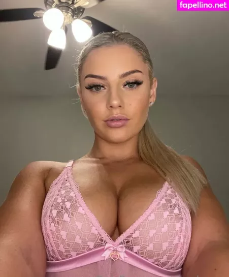 Shayleexxo OnlyFans Thumbnail #OrxsrEmb48