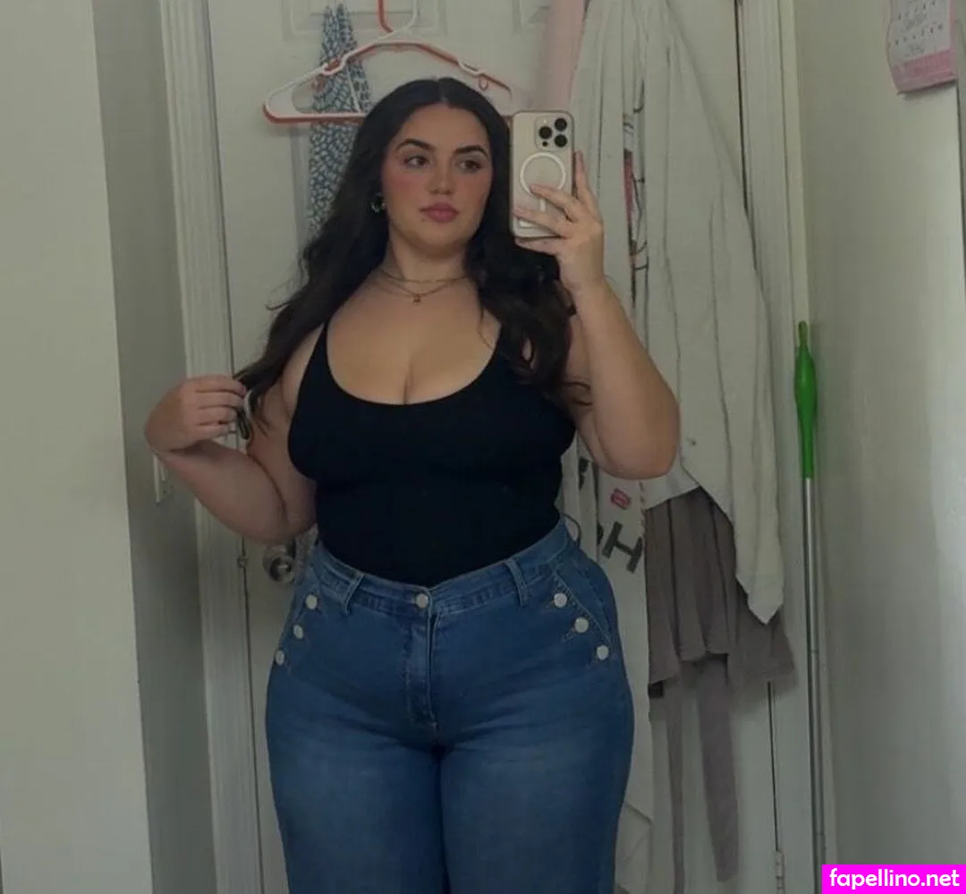 itshayleydavies, shayley_phillips Nude Leaked OnlyFans Photo #WFjoEvLBdL