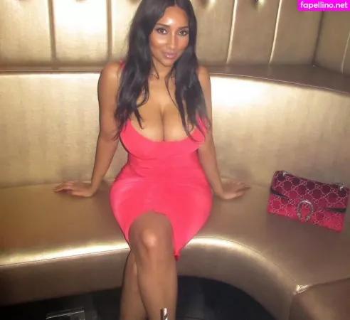 Shayliving OnlyFans Thumbnail #2hzzHL7ncJ