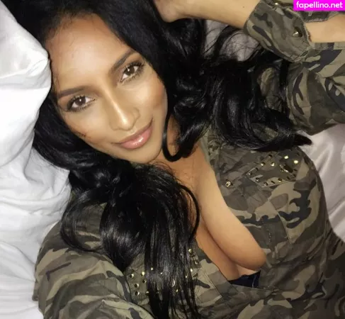 Shayliving OnlyFans Thumbnail #Cnl86FHYtY