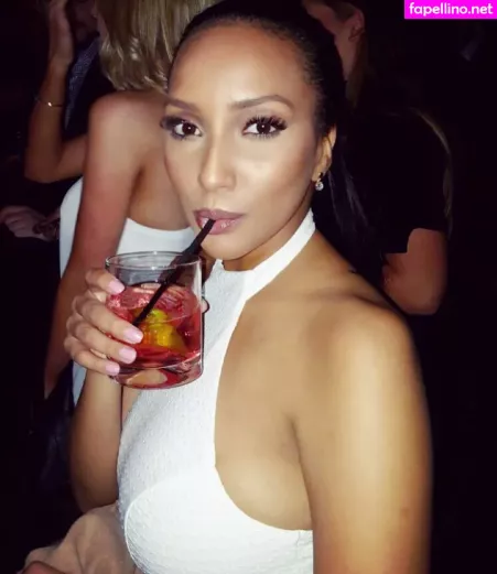 Shayliving OnlyFans Thumbnail #DlT7c9IHGJ
