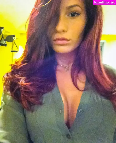 Shayna Foappiano OnlyFans Thumbnail #GUG8ObICjY