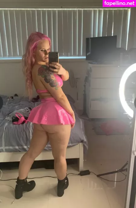 Shazza Mckenzie OnlyFans Thumbnail #aMB9qI2YAN
