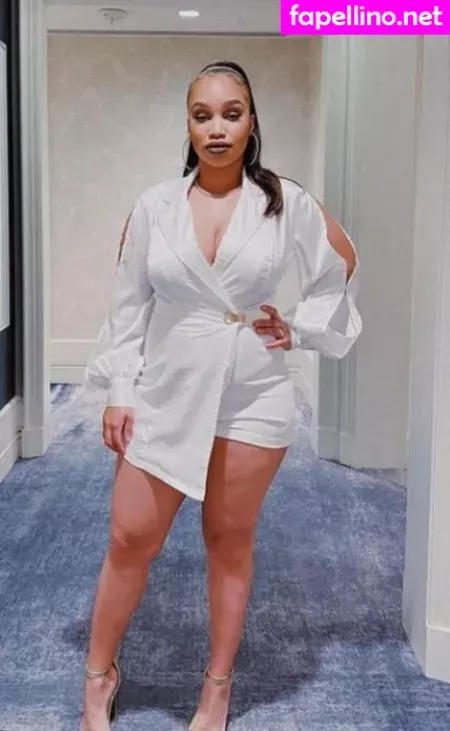 Sheera The Model OnlyFans Thumbnail #5yS3poAQDQ