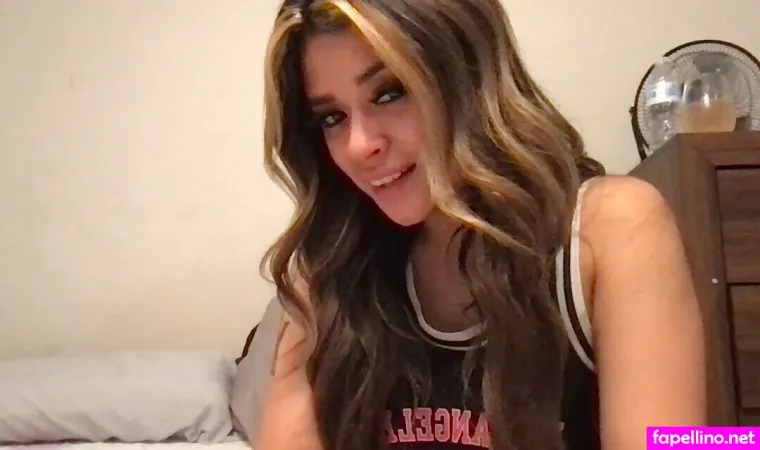 Shegetsfreaky OnlyFans Thumbnail #PPo0ZBBXOm