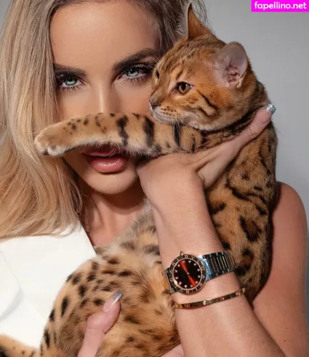 Sheila And Judith OnlyFans Thumbnail #Mq1mKZvzjn