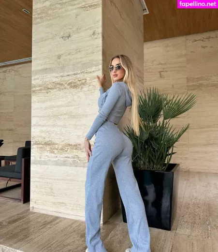 Sheila And Judith OnlyFans Thumbnail #a6OdXYMB43