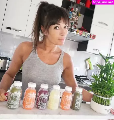 Sheila Capriolo OnlyFans Thumbnail #9puHQFP4ia