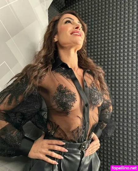 Sheila Grembiule OnlyFans Thumbnail #NXdYzK8xpG