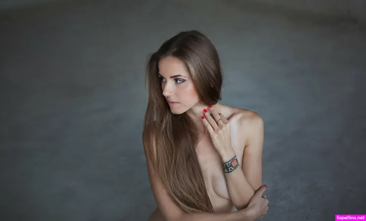 Sheila Loginova OnlyFans Thumbnail #tZ7Q8kJlyp