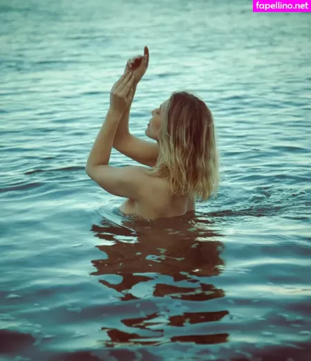 Sheila Mello OnlyFans Thumbnail #9nzFPpSbIQ