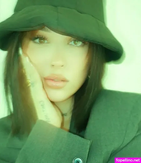 Sheila Rosse OnlyFans Thumbnail #EbwEDBtPWo