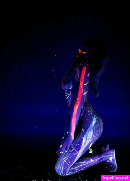 Sheisdeianira Main Profile Photo