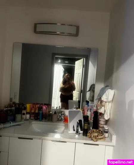 Shelbsj OnlyFans Thumbnail #0hPIi6hqCF