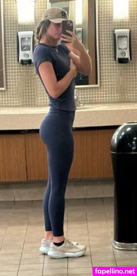 Shelby Abbott OnlyFans Thumbnail #bY9gLizj8h