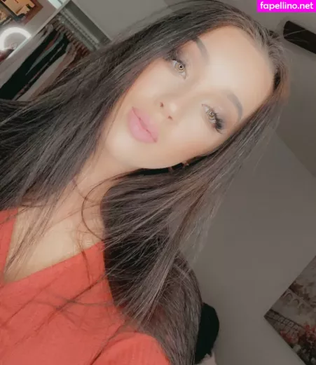 Shelby Dias OnlyFans Thumbnail #VSecPNCEx5