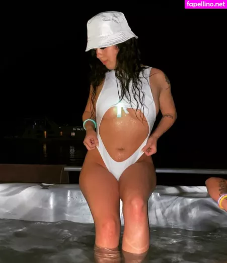 Shelby Dias OnlyFans Thumbnail #Xz3Pe3WRQy