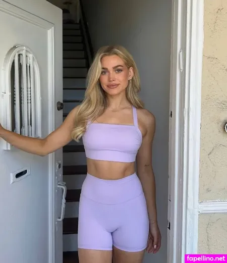 Shelby Hunstad OnlyFans Thumbnail #LzY9v3wNvV