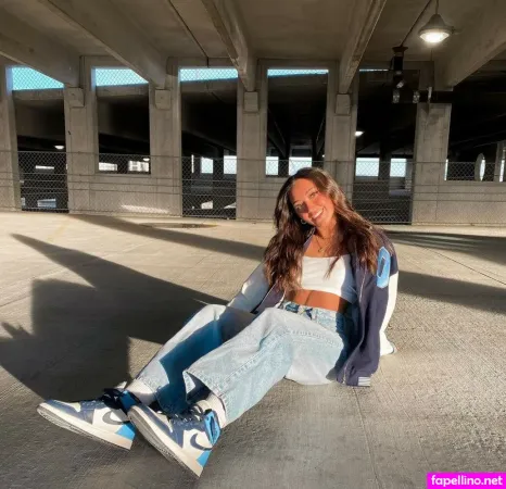Shelby Wilfong OnlyFans Thumbnail #iZooiKXD4d