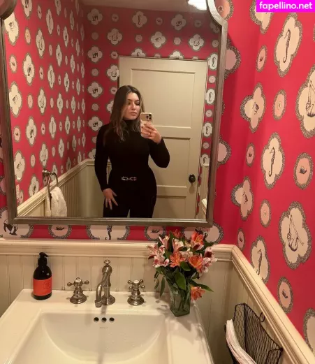 Shelby Young OnlyFans Thumbnail #10svQBv7sa