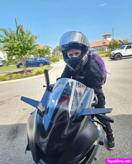 Shelbydueitt OnlyFans Thumbnail #KGjaXk4n27