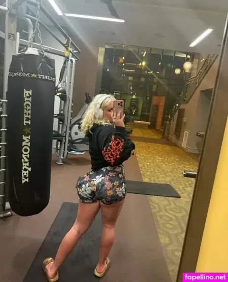 Shelbymayyye OnlyFans Thumbnail #CH5MQS53ya