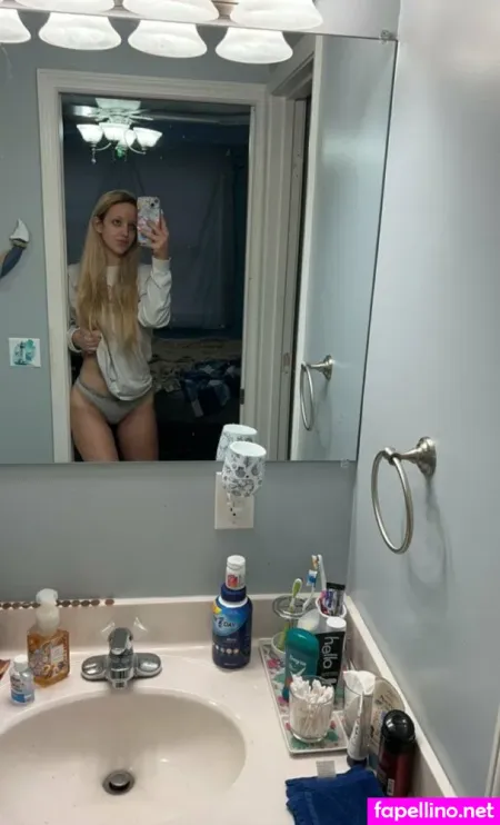 Shelbyrivers69xo OnlyFans Thumbnail #SL6oBANpRW