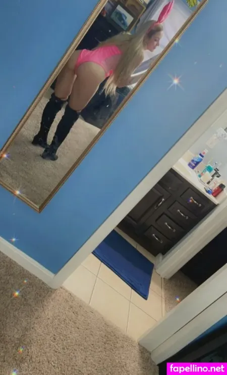 Shelbyrivers69xo OnlyFans Thumbnail #u6mZi4SzWm