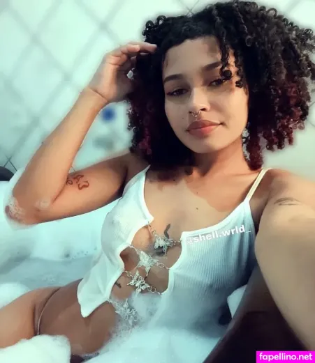 Shell Wrld OnlyFans Thumbnail #RNddXMuzUX