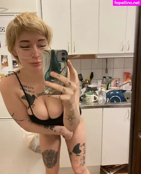 Shelley Floryd OnlyFans Thumbnail #h23NW0Lp9L