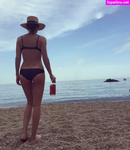 Shelley Hennig OnlyFans Thumbnail #2WFQEylTCM