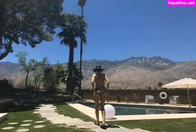 Shelley Hennig OnlyFans Thumbnail #vTFPkx5PO4