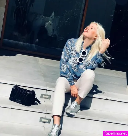 Shelly Cohen OnlyFans Thumbnail #lS5eMPSOid