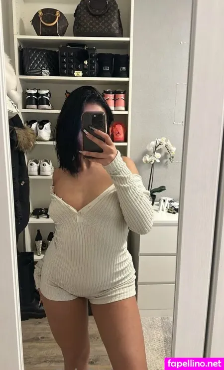 Shelly Officiiall OnlyFans Thumbnail #4zOFEJzcVJ