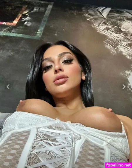 Shelly Officiiall OnlyFans Thumbnail #SchiOt0iGX